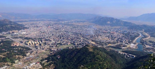 浙江溫州平陽第二大鎮(zhèn),是全國(guó)千強(qiáng)鎮(zhèn),綜合實(shí)力僅次于鰲江鎮(zhèn)