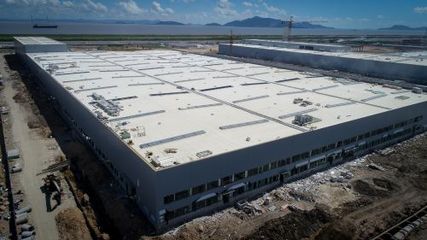 威馬汽車溫州工廠封頂 首款電動(dòng)車2018年量產(chǎn)_中國電池聯(lián)盟網(wǎng)